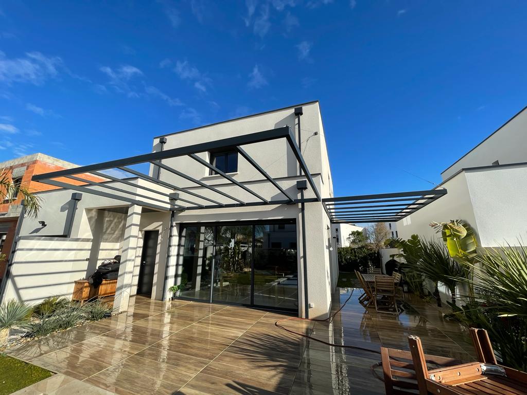 Pergola tout suspendu sans jambe Image
